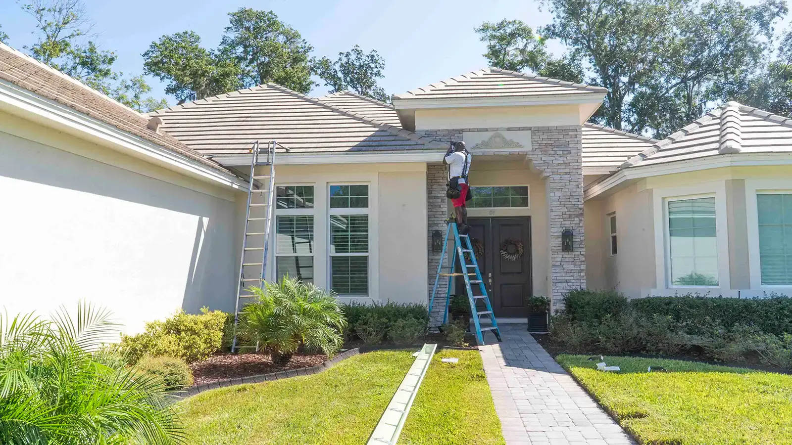 Gutter Installation – Palm Coast Florida Gutter Installation - Palm Coast Florida